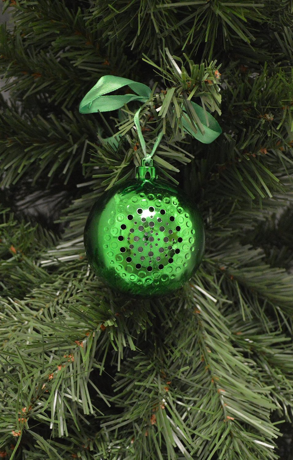 bluetooth speaker ornament